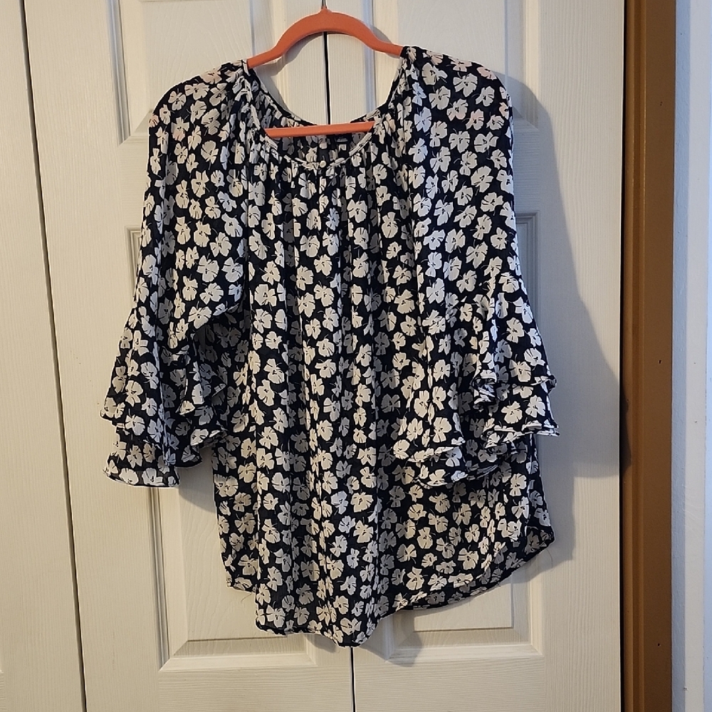 Chaps Blue and White Floral Blouse with Ruffle Sleeves